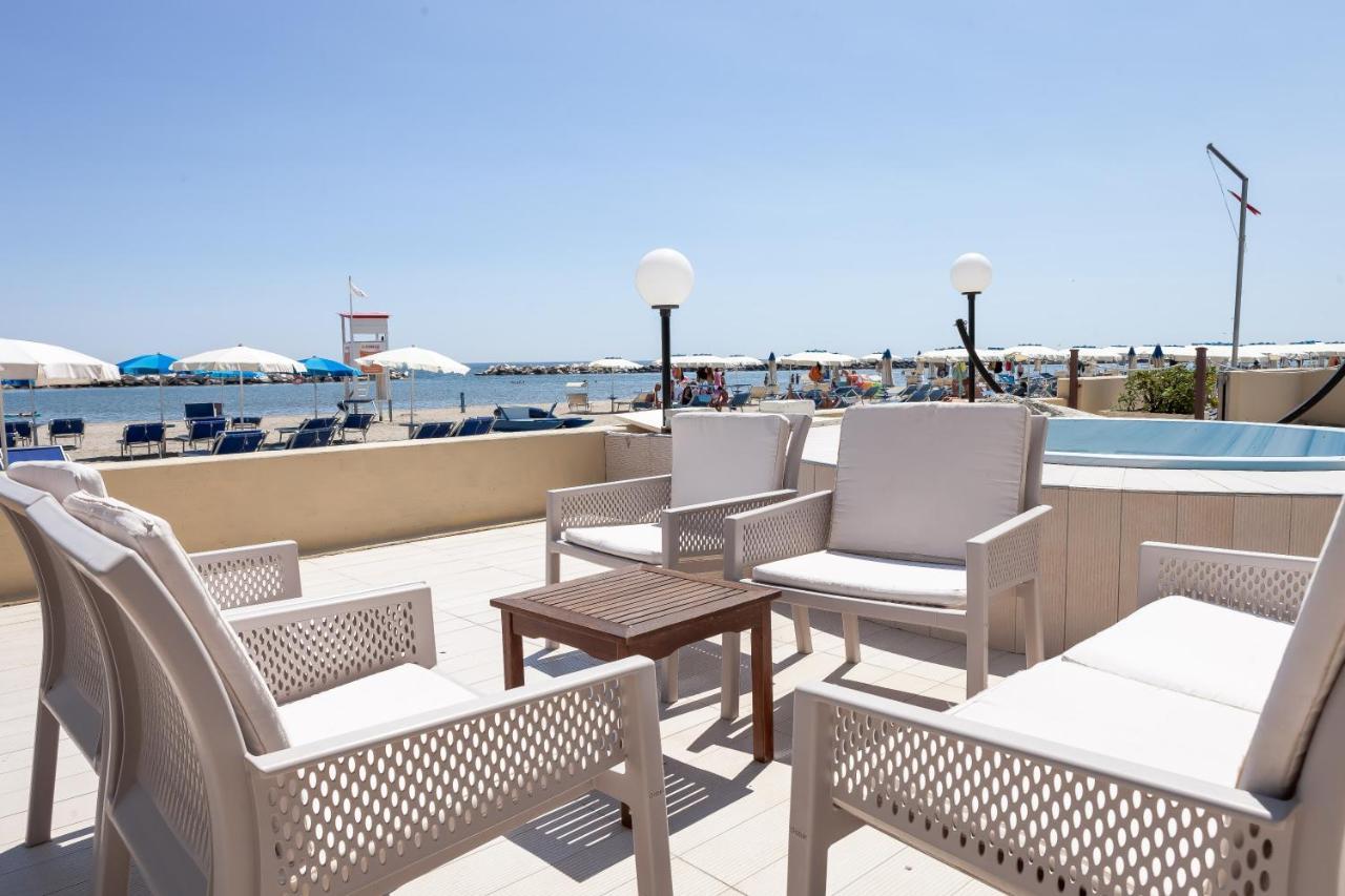 Hotel Primavera Sul Mare ليدو دي سافيو المظهر الخارجي الصورة