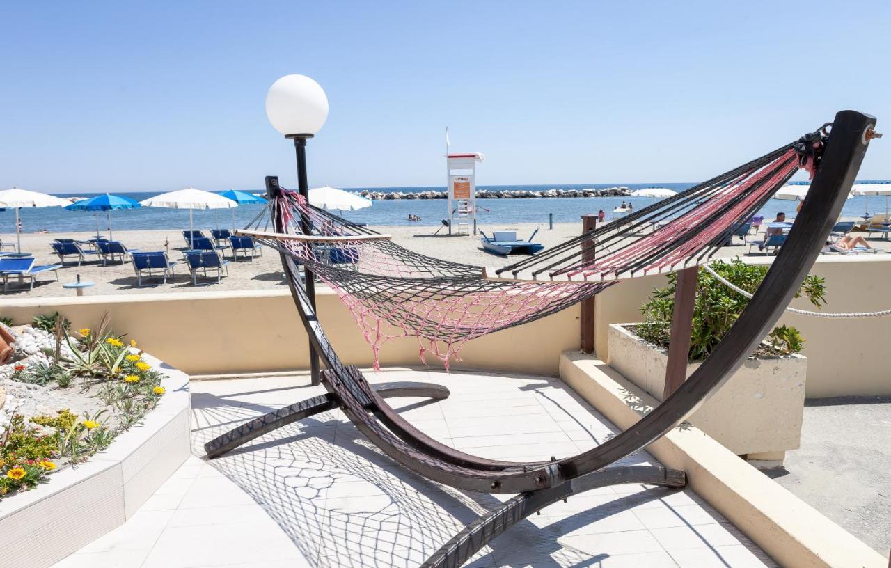 Hotel Primavera Sul Mare ليدو دي سافيو المظهر الخارجي الصورة