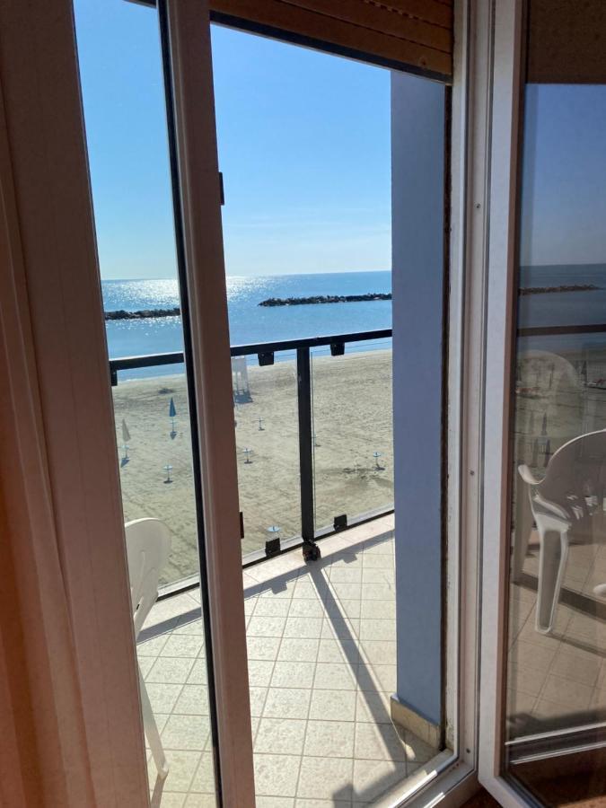 Hotel Primavera Sul Mare ليدو دي سافيو المظهر الخارجي الصورة