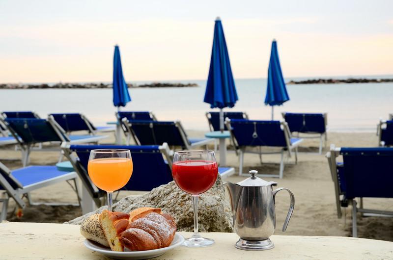 Hotel Primavera Sul Mare ليدو دي سافيو المظهر الخارجي الصورة